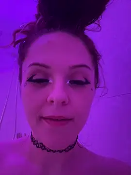 Snapshot of BlaizeyBBy chatting on 01-30-25, 01:10 BlaizeyBBy online show from 01-30-25, 01:10