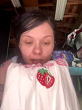 Snapshot of BlaizeyBBy chatting on 09-24-25, 07:50 BlaizeyBBy online show from 09-24-25, 07:50