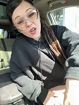 BlaizeyBBy online show from 05-25-26, 11:00