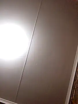 Snapshot of Galcraze chatting on 01-08-26, 08:44 Galcraze online show from 01-08-26, 08:44