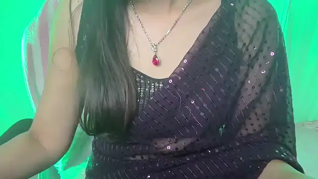 Snapshot of Queen_Angelena chatting on 10-30-25, 06:19 Queen Angelena online show from 10-30-25, 06:19