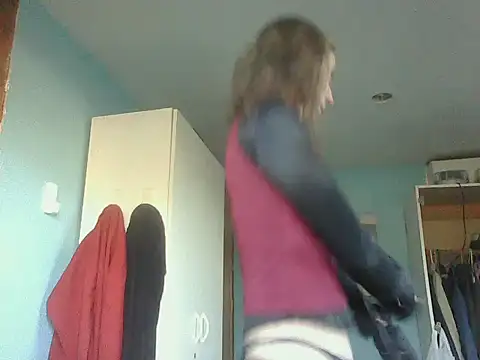 Snapshot of SexyRach75 chatting on 10-06-25, 02:58 SexyRach75 online show from 10-06-25, 02:58