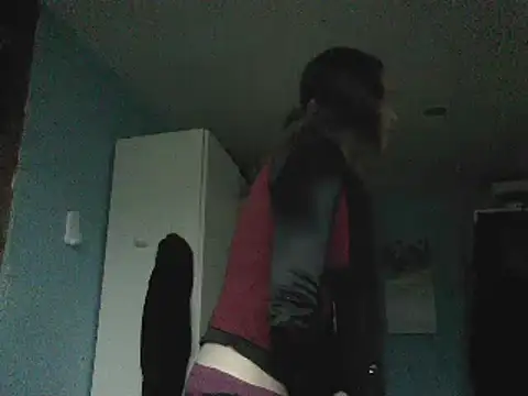 Snapshot of SexyRach75 chatting on 11-15-25, 03:30 SexyRach75 online show from 11-15-25, 03:30