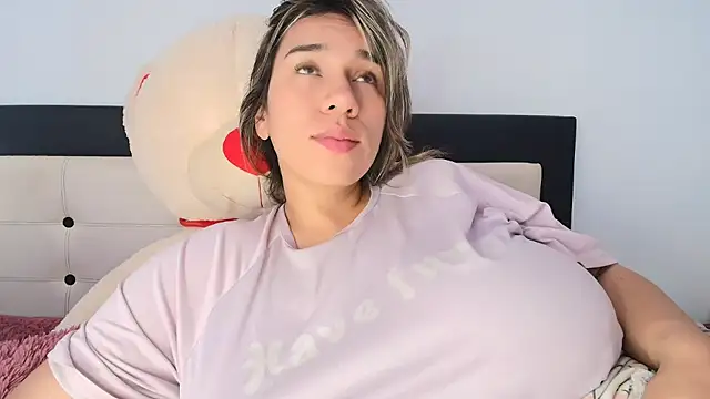 Snapshot of na-biky chatting on 10-05-25, 02:48 na-biky online show from 10-05-25, 02:48