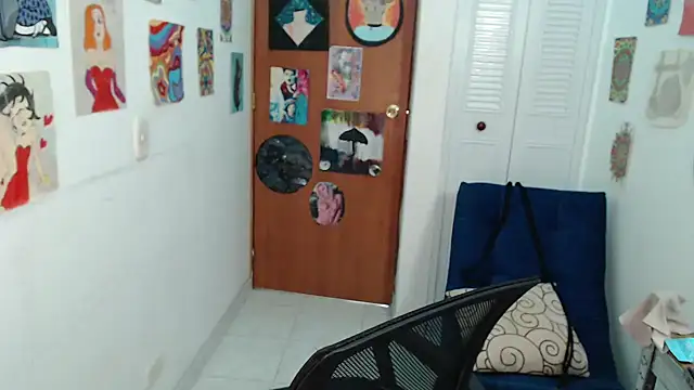 Snapshot of soynanabela28 chatting on 04-01-26, 11:13 soynanabela28 online show from 04-01-26, 11:13