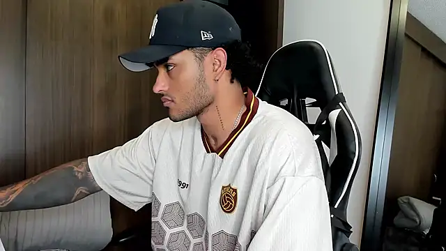 Alessandro Vanni online show from 01-13-25, 11:17