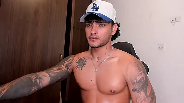 Alessandro Vanni online show from 01-24-25, 03:24