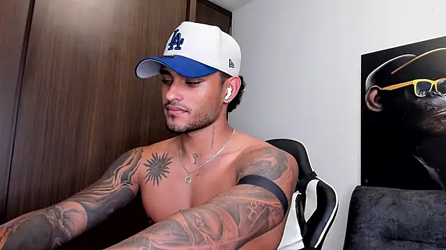 Alessandro Vanni online show from 03-12-25, 06:07