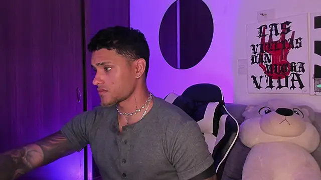 Alessandro Vanni online show from 06-25-26, 04:23