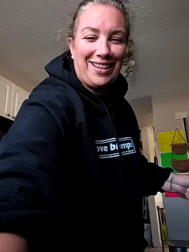 Canadian BBW online show from 10-08-25, 07:00