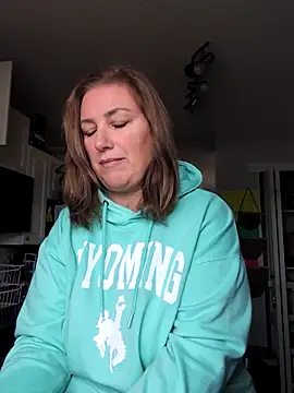 Canadian BBW online show from 11-23-25, 08:52