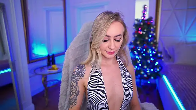 GraceCandy online show from 12-20-25, 07:26