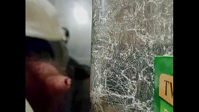 hairyuncut00 online show from 12-14-24, 12:11