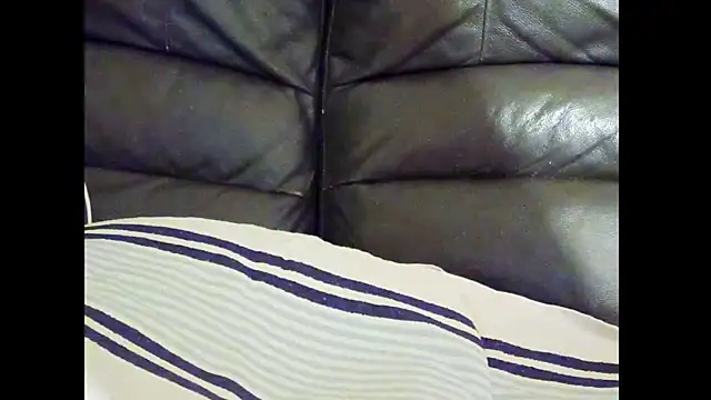 hairyuncut00 online show from 02-16-26, 06:20