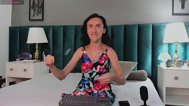 Karol fenixx online show from 01-09-25, 04:19