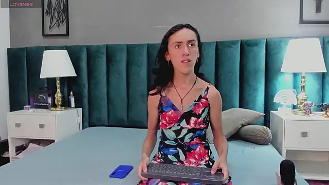 Karol fenixx online show from 01-21-25, 09:57