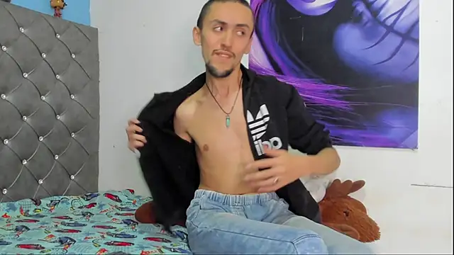 Karol fenixx online show from 11-05-25, 12:21