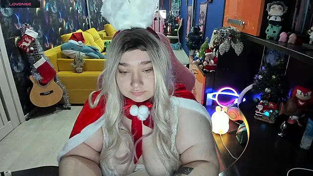 Softie Sofy online show from 12-26-24, 02:22
