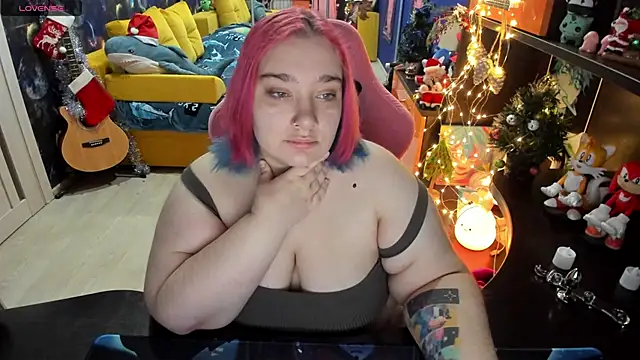Softie Sofy online show from 01-03-25, 01:48