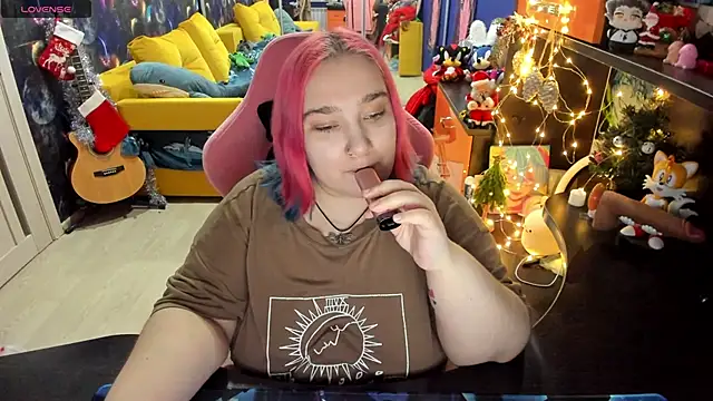 Softie Sofy online show from 01-05-25, 03:13