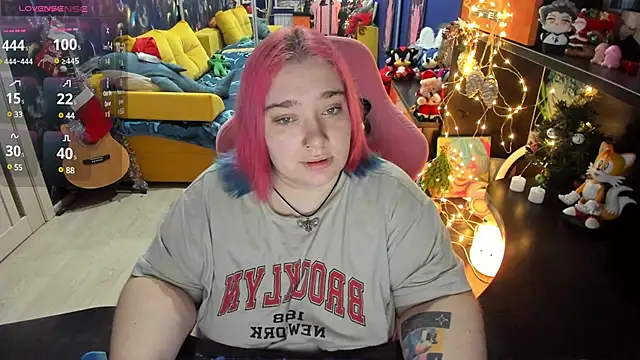 Softie Sofy online show from 01-07-25, 02:53