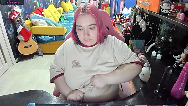 Softie Sofy online show from 01-08-25, 02:03