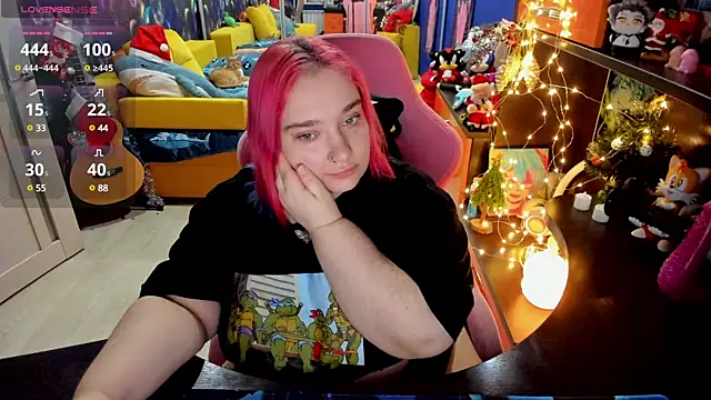 Softie Sofy online show from 01-08-25, 04:44