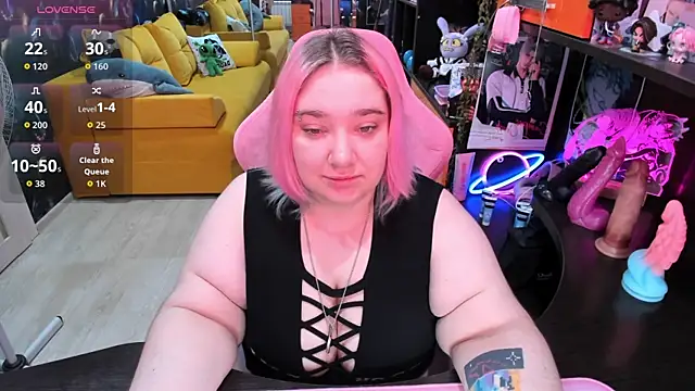 Softie Sofy online show from 06-13-26, 02:42
