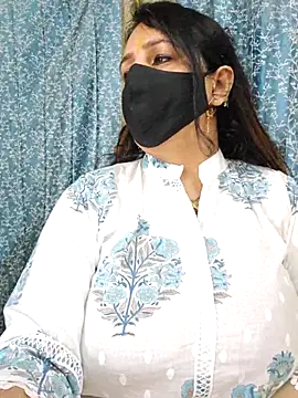 cute-tanvi online show from 02-28-25, 04:54