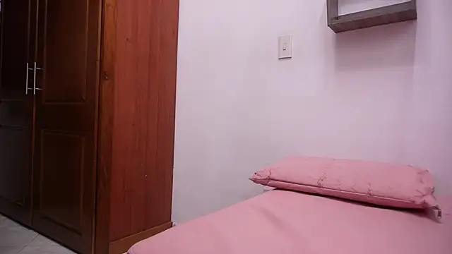 rousse coup online show from 09-27-25, 07:19