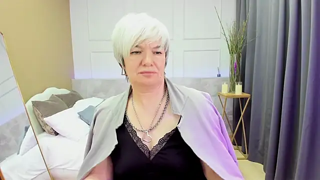 CarmenSoft online show from 01-21-25, 07:37