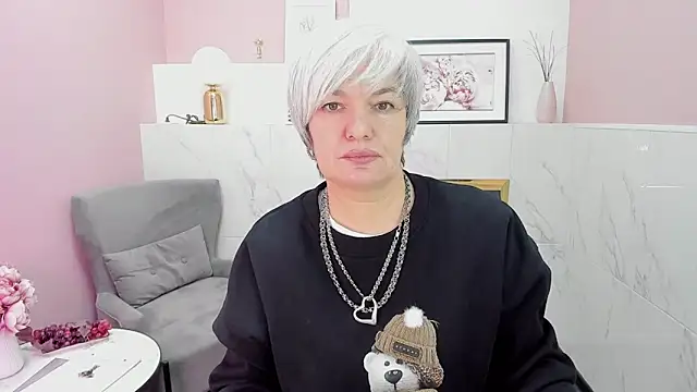 CarmenSoft online show from 01-29-25, 08:14