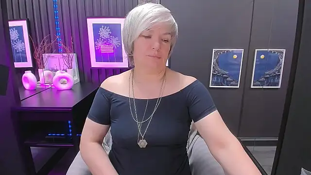 CarmenSoft online show from 05-12-26, 08:55