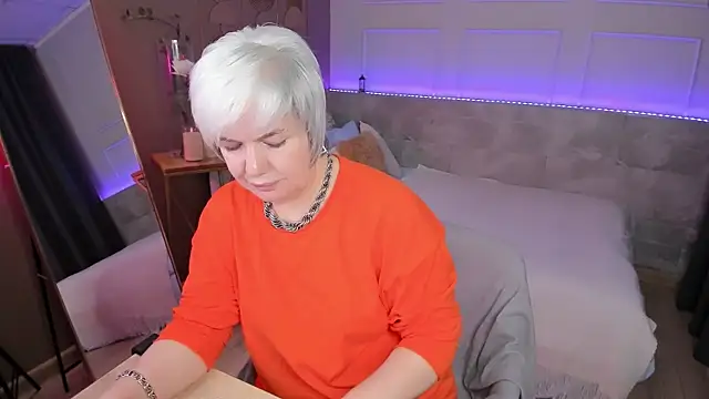 CarmenSoft online show from 05-15-26, 09:00