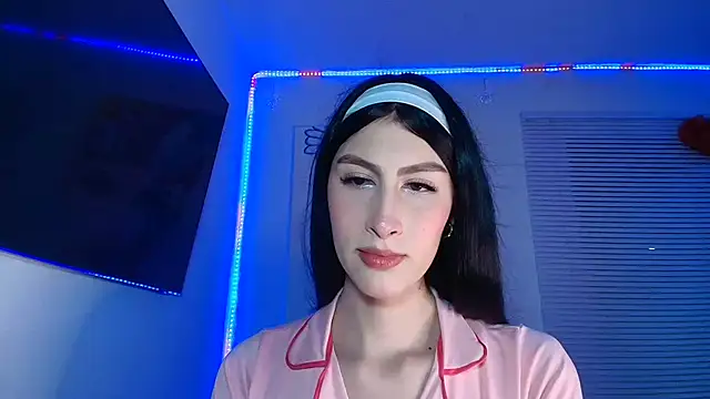 valeria gonzales  online show from 11-14-25, 10:40