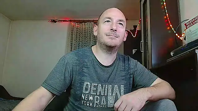 Johan   Barker online show from 12-13-24, 11:02