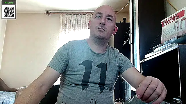 Johan   Barker online show from 01-10-25, 11:33