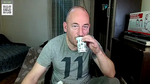 Johan   Barker online show from 03-10-25, 08:37