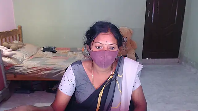 Novapol online show from 06-18-26, 01:59