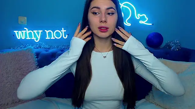 ViollinaLove online show from 01-11-25, 05:41