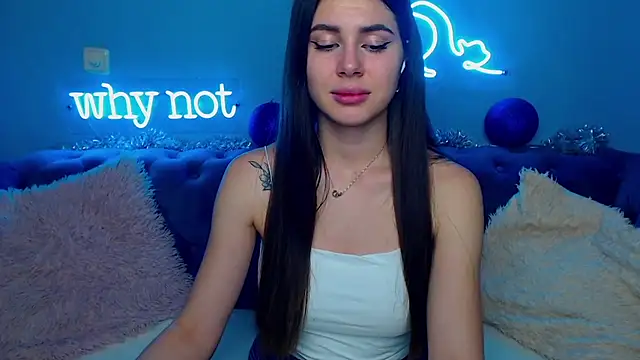 ViollinaLove online show from 01-11-25, 05:51