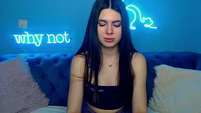 ViollinaLove online show from 01-14-25, 08:41
