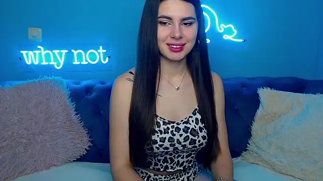 ViollinaLove online show from 01-18-25, 05:41