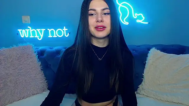 ViollinaLove online show from 01-25-25, 05:40