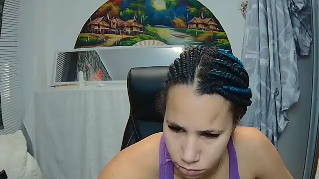 Snapshot of AaliyahHarris chatting on 12-18-24, 02:49 AaliyahHarris online show from 12-18-24, 02:49