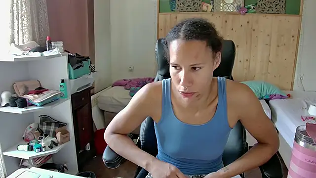 AaliyahHarris online show from 06-17-26, 01:34