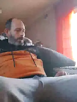 Snapshot of 207RCCam chatting on 12-28-24, 02:42 207RCCam online show from 12-28-24, 02:42