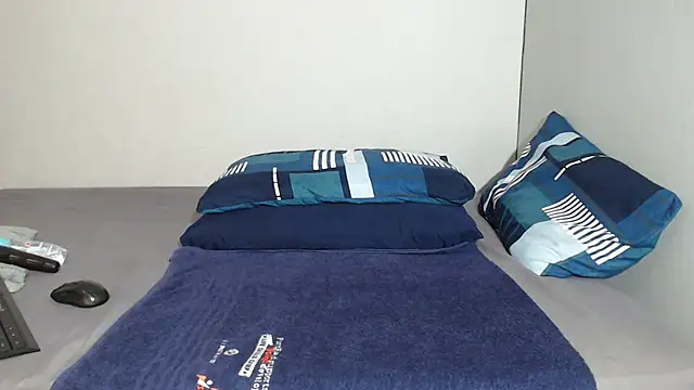 Snapshot of ANGELINE600 chatting on 02-12-25, 11:29 ANGELINE600 online show from 02-12-25, 11:29