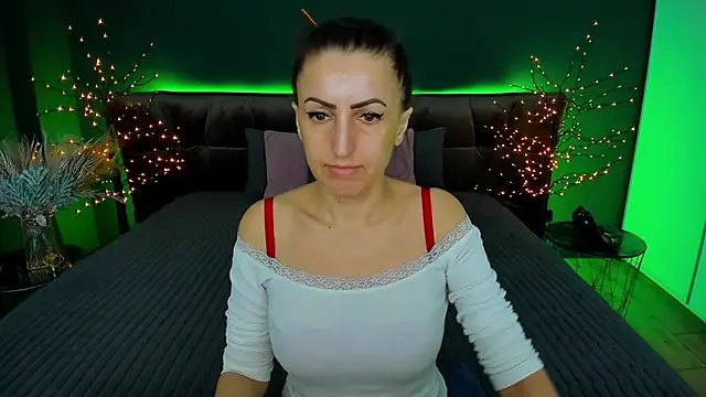 Rebecca Diamond online show from 01-26-25, 06:28