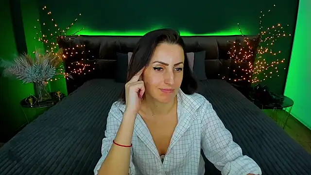 Rebecca Diamond online show from 01-27-25, 12:37